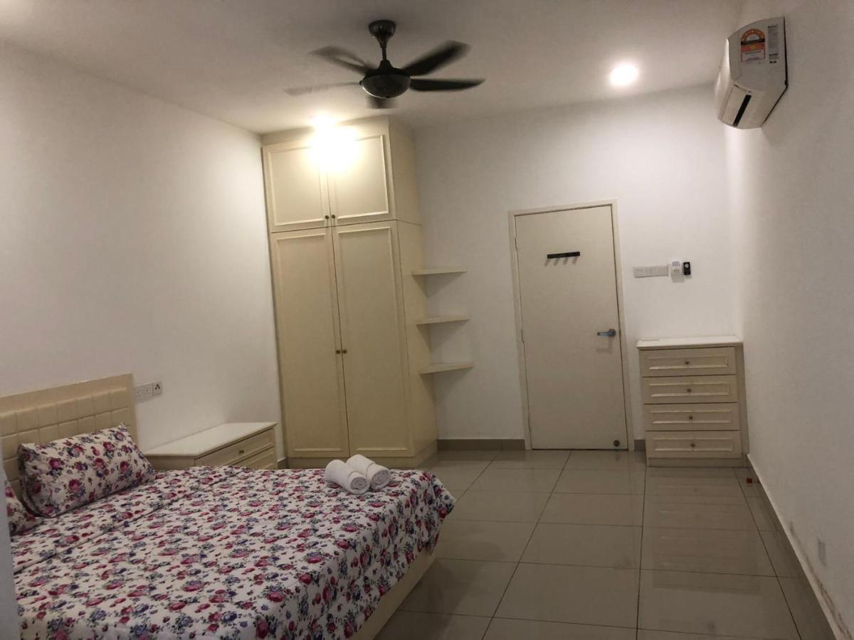 R&C Homestay 4 Ипох Экстерьер фото
